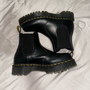 Dr. Martens chelsea boots 2976 bex squared black